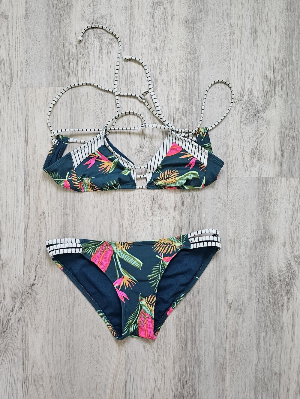 Xhileration Racerback Palm Leaf Bikini Set